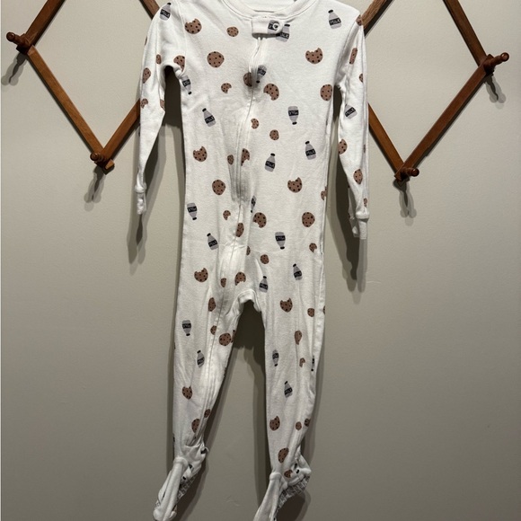 Carter's Zip One-Piece 100% Cotton Footed Pajamas Milk & Cookies Print 3T - Picture 2 of 5